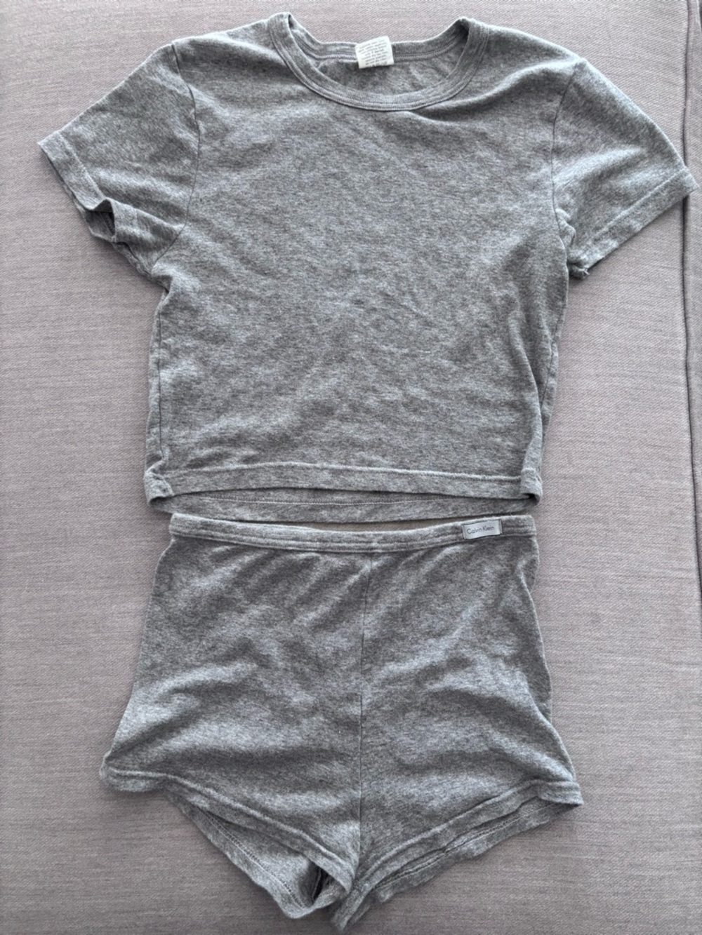 Calvin Klein Womens Baby Tee Crop Top and Shorts Boyshort Pajama Set Gray Small